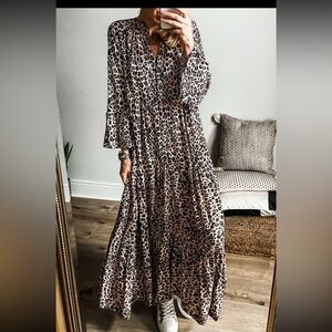 1077. Animal print flowy maxi dress